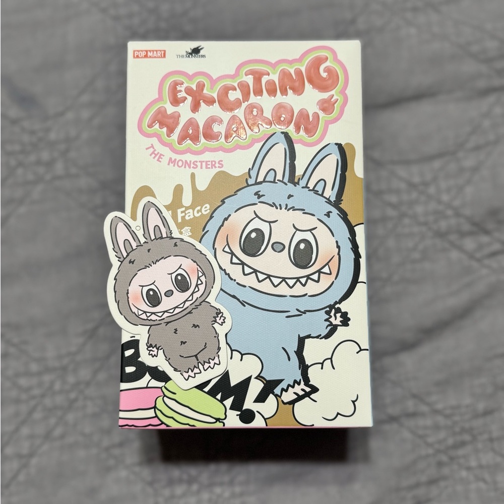 Exciting Macaron The Monsters Figure - Seasame Bean